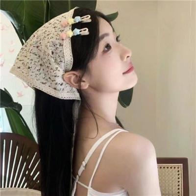 出位俏娇娃